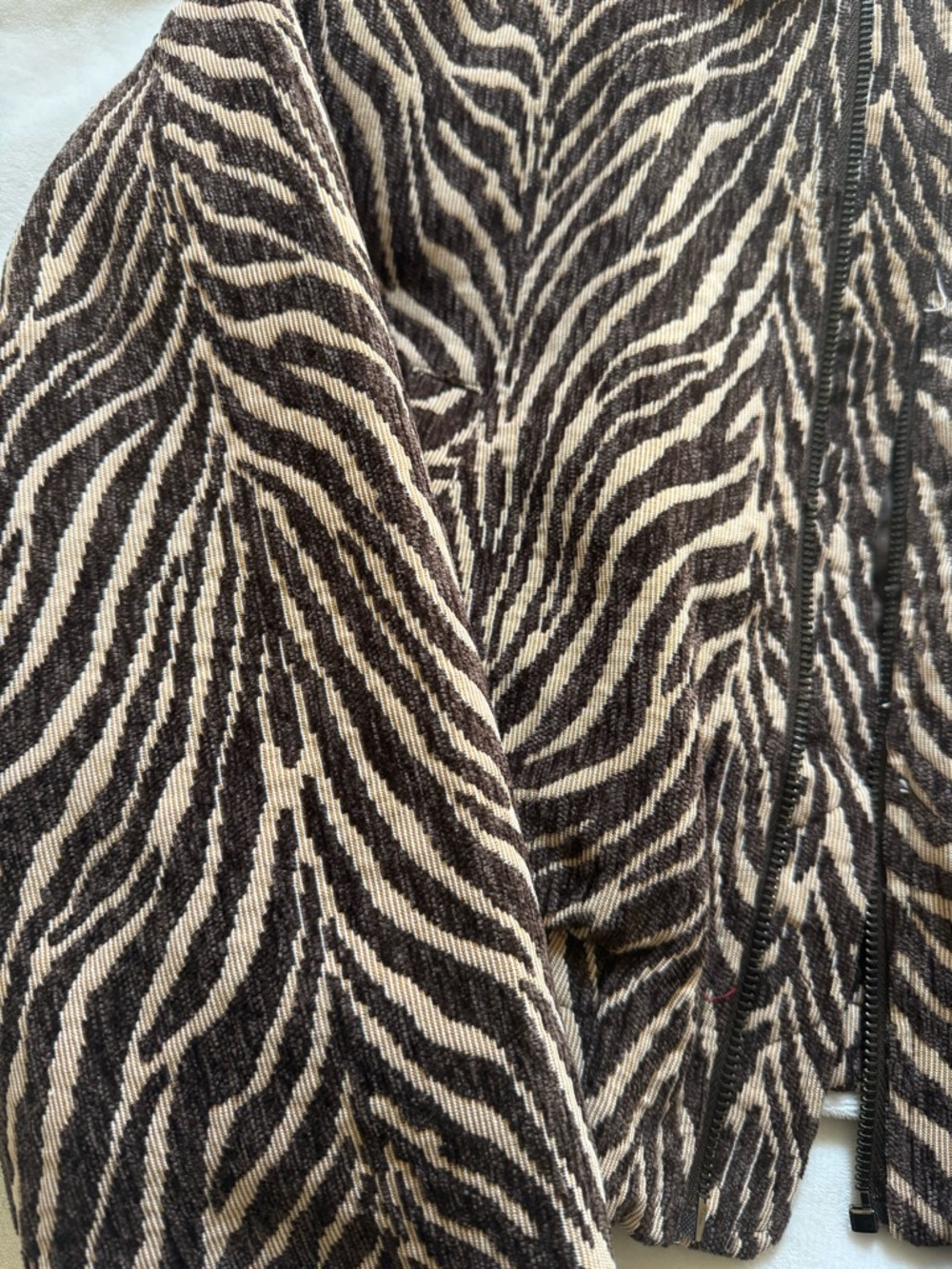 Kimchi blue Women's Brown Zebra-Print Cropped Jacket - Picture 4 of 8